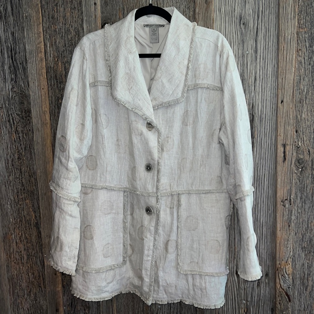 NWOT Sharon Young XL contemporary jacket. Cute polka dots in material.